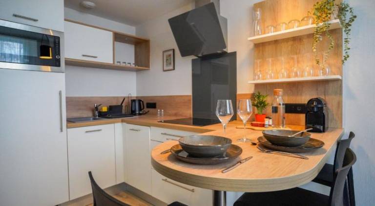 Serviced apartment with garden | Dogs allowed — photo 2