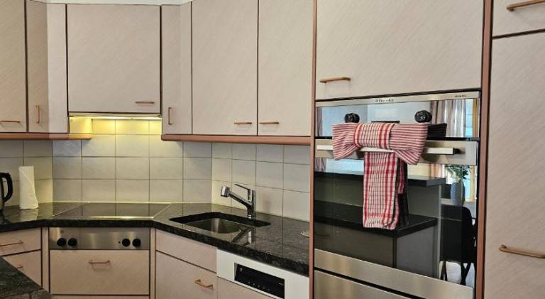 Apartment Alpenglück - Aare Jungfrau AG — photo 5
