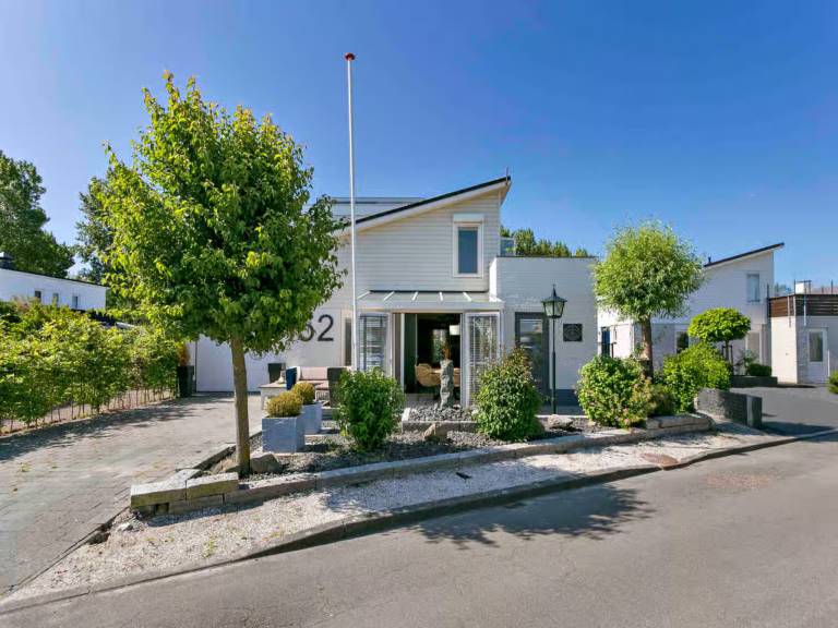Holiday home at the Oosterschelde in Kamperland