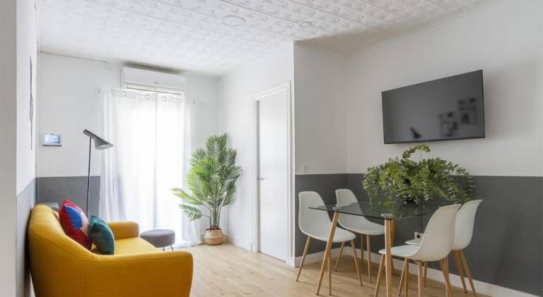 Rental apartment | Suitable for remote work in Cornella de Llobregat