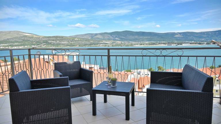 Child-friendly vacation home with grill & terrace | Pets are welcome — photo 2