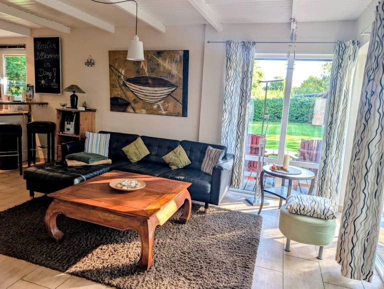 Fully equipped nice house with terrace & garden | Next to the beach | Pets are welcome — photo 2
