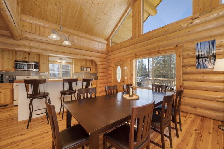 Bear Cabin — photo 5