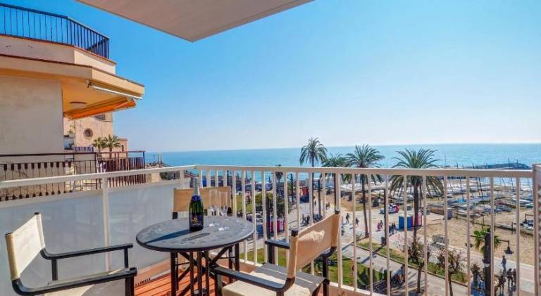Holiday apartment | Next to the beach | Pets are welcome in Sitges