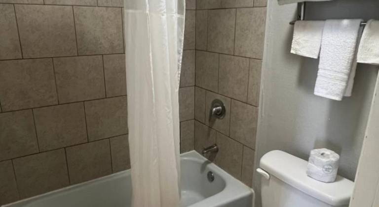 Regency Inn — photo 3
