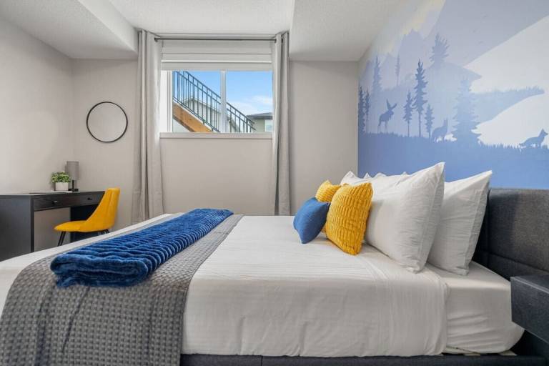 Condo Cochrane