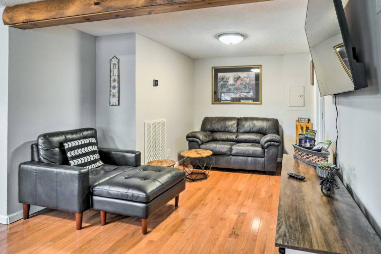 Pigeon Forge Cabin w/ Private Hot Tub & Gas Grill — photo 4