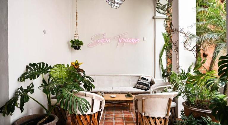 Casa Blanco by Barrio Mexico in Zapopan