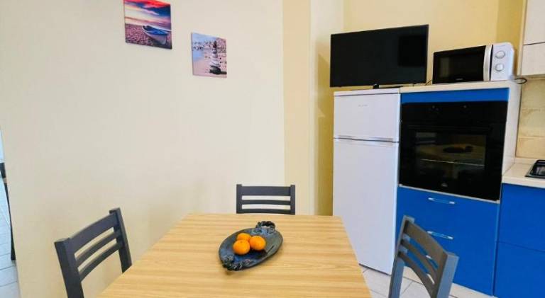Apartment with 1 room for 4 persons — photo 4