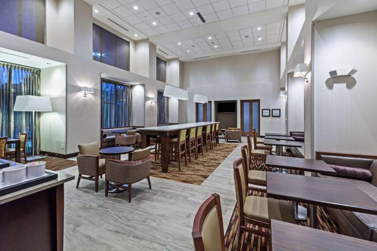 Hampton Inn & Suites Georgetown — photo 2