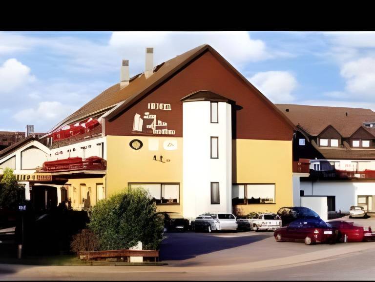 Land-gut-Hotel Zum alten Forsthaus - Aufladestation fur Elektroautos in Dueren