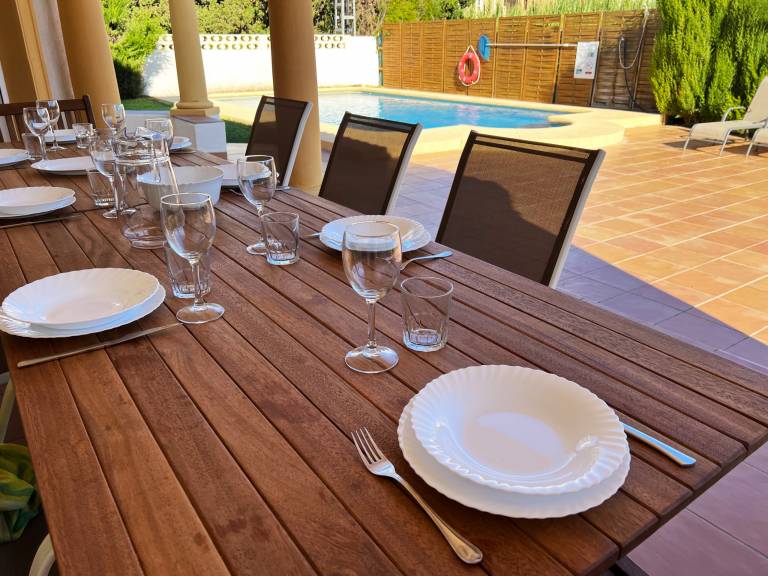 Fully equipped villa with private pool, BBQ & patio | Close to the beach | Dogs allowed — photo 5