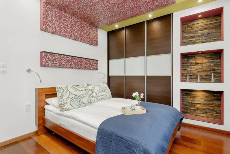 Rental apartment with 2 rooms for 6 persons — photo 3
