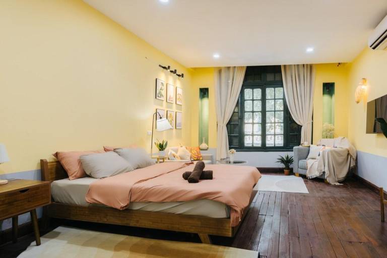 Vacation home with patio | Close to Old Quarter | Good for workation — photo 2