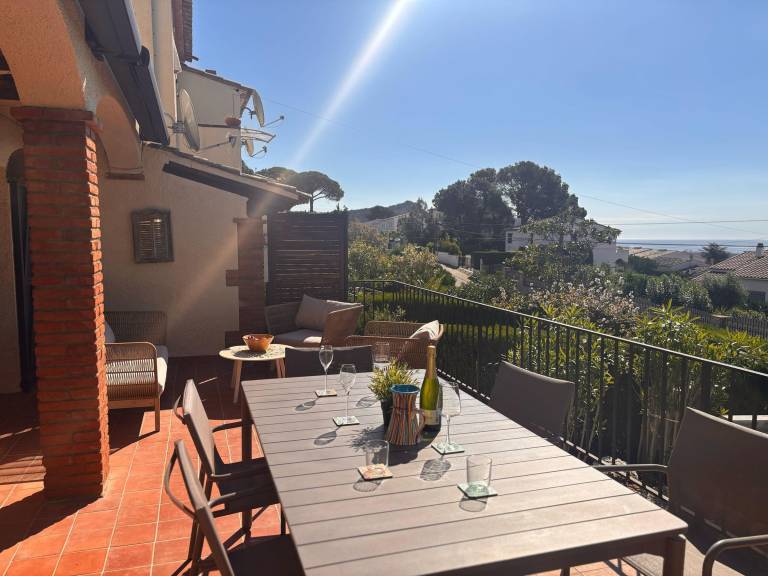 Corner house with private pool in L'Estartit — photo 5