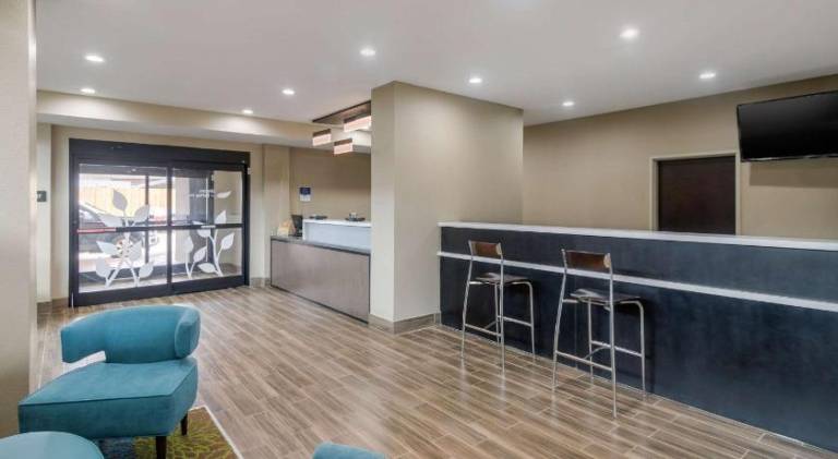MainStay Suites Bricktown - near Medical Center — photo 3