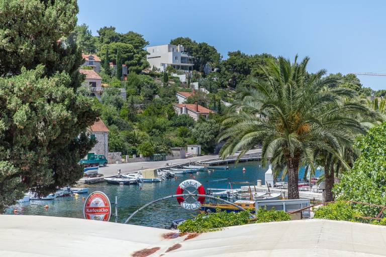 Privatzimmer in Kroatien, Splitska für max. 2 Personen Privatzimmer in Kroatien, Splitska für max. 2 Personen