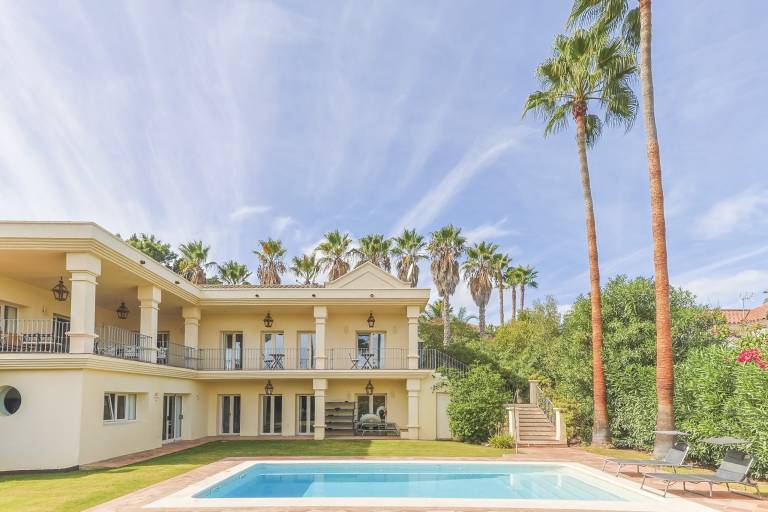Villa  San Roque