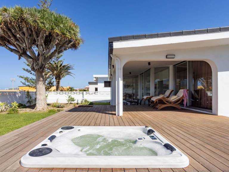 Villa  Punta del Hidalgo