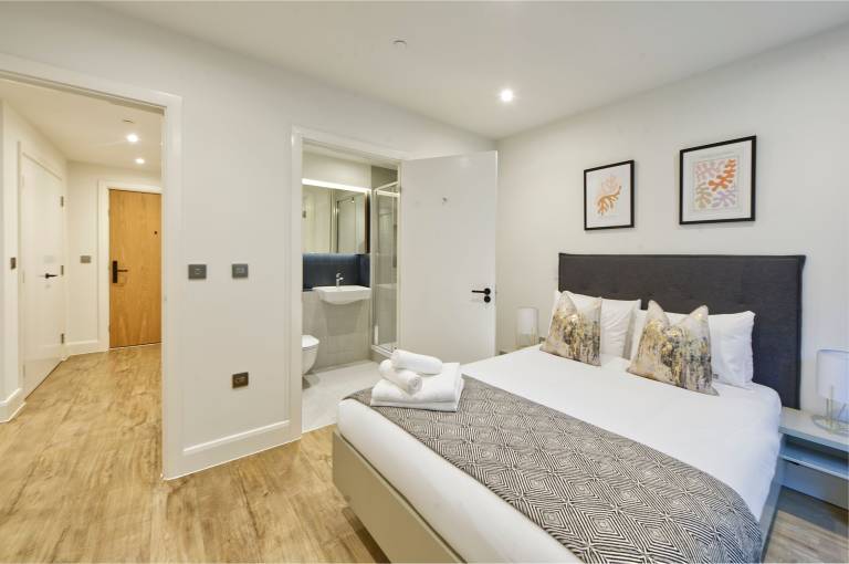Apartment  Hendon