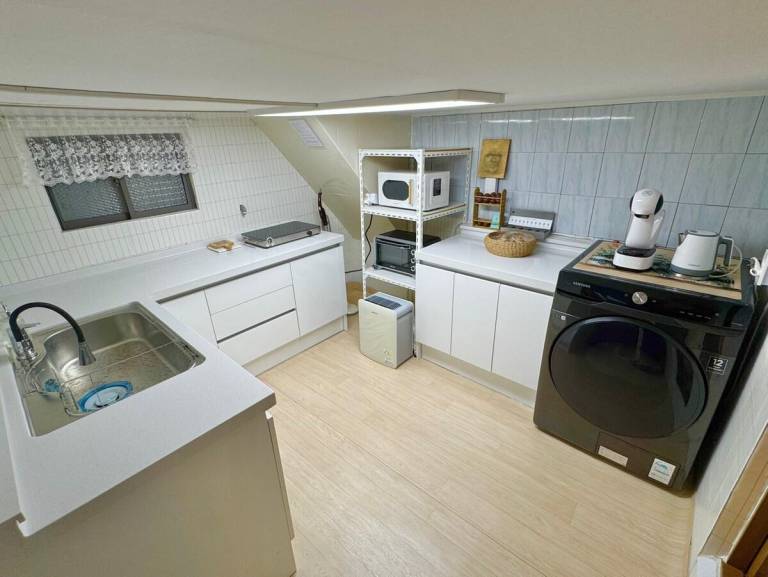 House Millak-ro 28(isippal)beon-gil