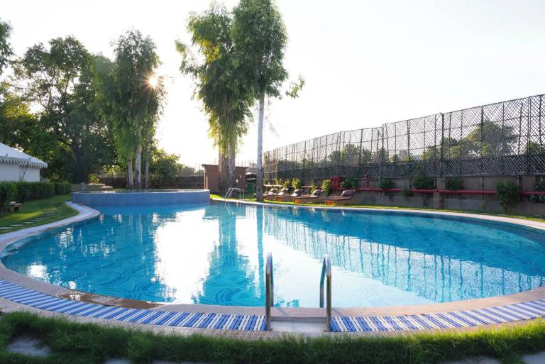 Resort  Dandupur