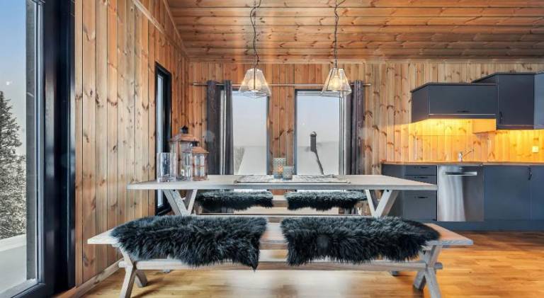 Wonderful chalet with sauna & patio | Close to the ski | Pets allowed — photo 3