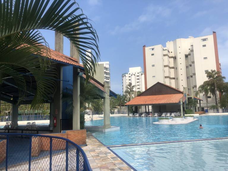Apartamento Riviera de São Lourenço