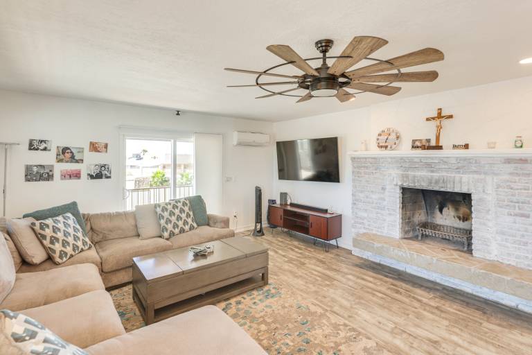 2 Mi to Lake Havasu & Dtwn: Home w/ Game Room! — photo 4