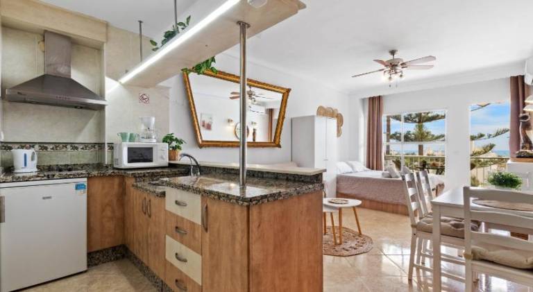 Apartment with pool, patio & garden | Beach nearby | Dogs allowed — photo 3