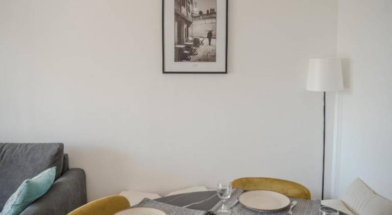 Apartment with garden & patio — photo 4