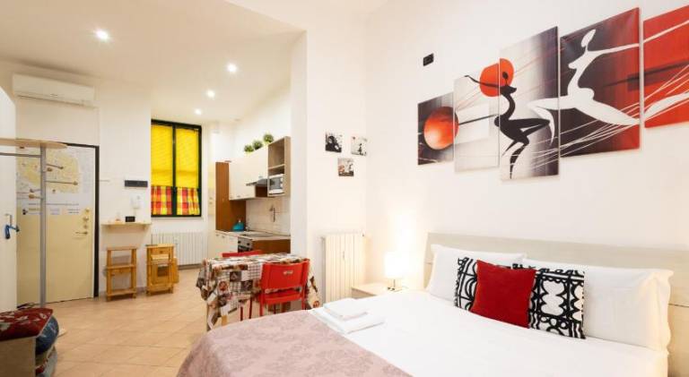 Apartment | Next to Two Towers — photo 2