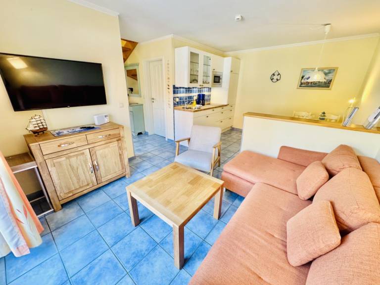 Lovely rental apartment with patio | Pet-friendly — photo 3