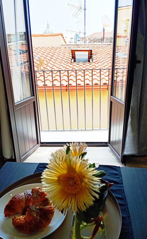 Family-friendly rental apartment with terrace | Close to Palermo Cathedral | Panoramic view | Pets are welcome — photo 4