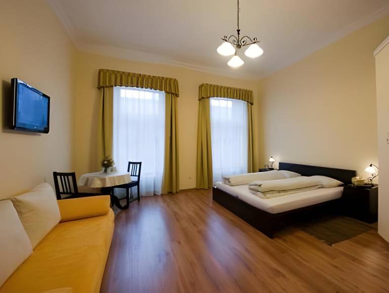 Bed & Breakfast  Mariahilf