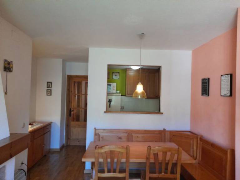 Holiday apartment with yard — photo 5