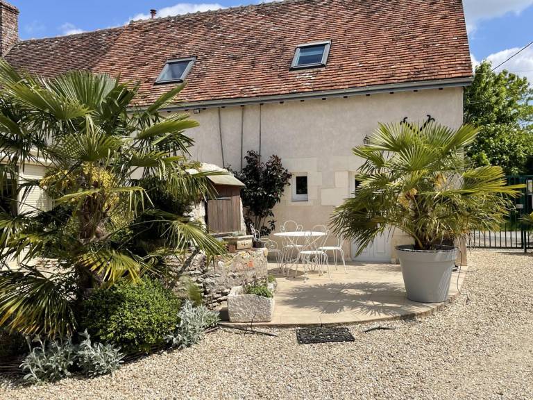 Charming Cottage near Loire Castles with Garden, WiFi, Parking, and Fully Equipped Kitchen — photo 2