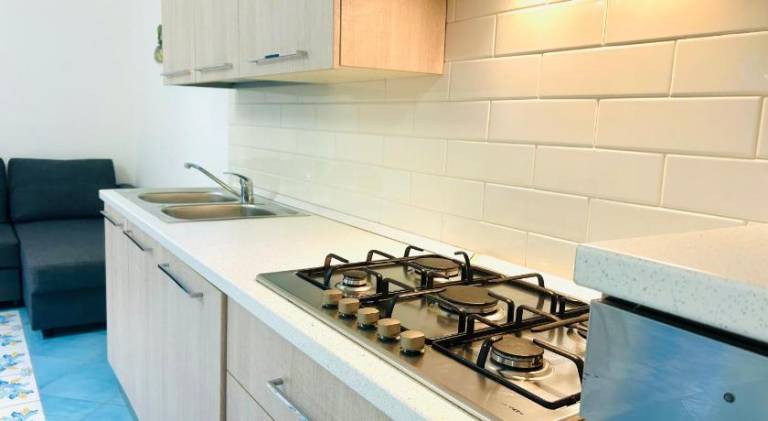 Apartment with 2 rooms for 6 persons — photo 3