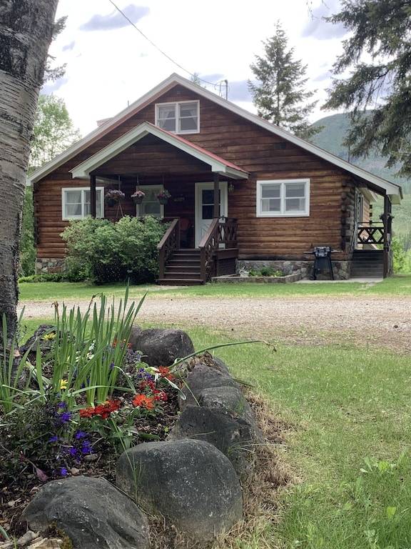 House  West Glacier