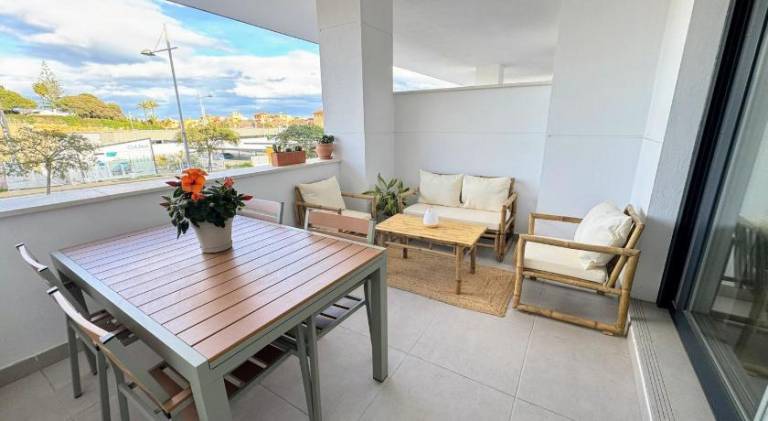 Rental apartment with yard, pool & patio — photo 5