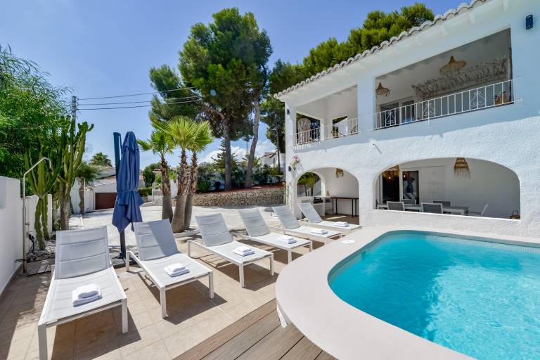 Fully equipped big villa with barbeque, yard & terrace | Pets are welcome — photo 5