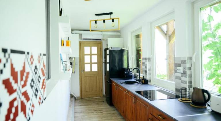 Holiday apartment with jacuzzi | Near Palace of the Parliament | Pets are welcome — photo 4