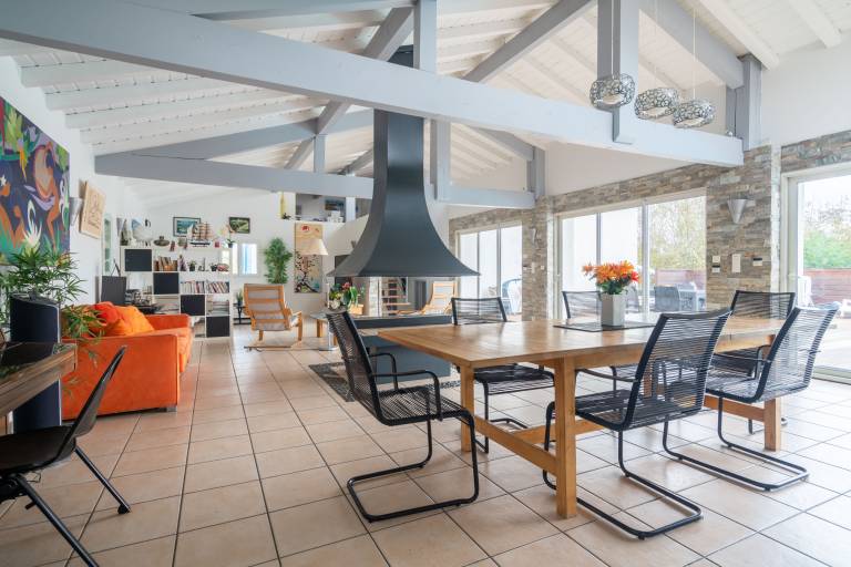 House with barbeque, jacuzzi & fast internet | Garden view | Perfect for remote work — photo 2