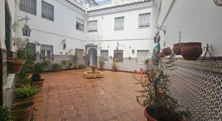 Holiday apartment | Next to Mosque–Cathedral of Córdoba | Pet-friendly — photo 4