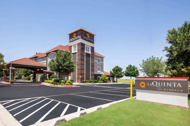 La Quinta Inn & Suites by Wyndham Lubbock North in Lubbock, TX