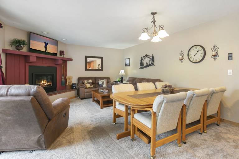 Condo  Avon
