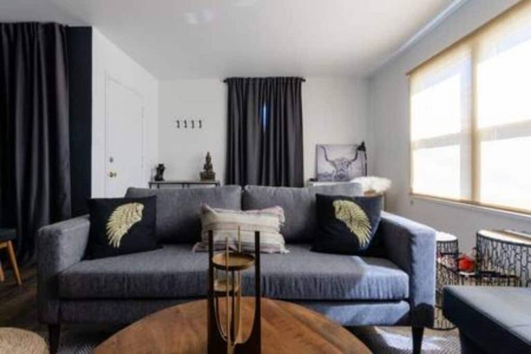 Apartment  Laurel Park