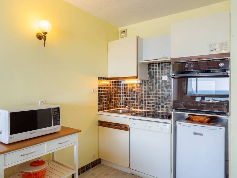 Carnac: Cozy studio 23m² near beach, parking, pet friendly — photo 5