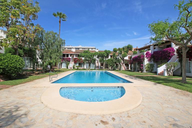 Beautiful vacation home with pool, terrace & barbeque | Close to the beach | Dogs allowed — photo 4