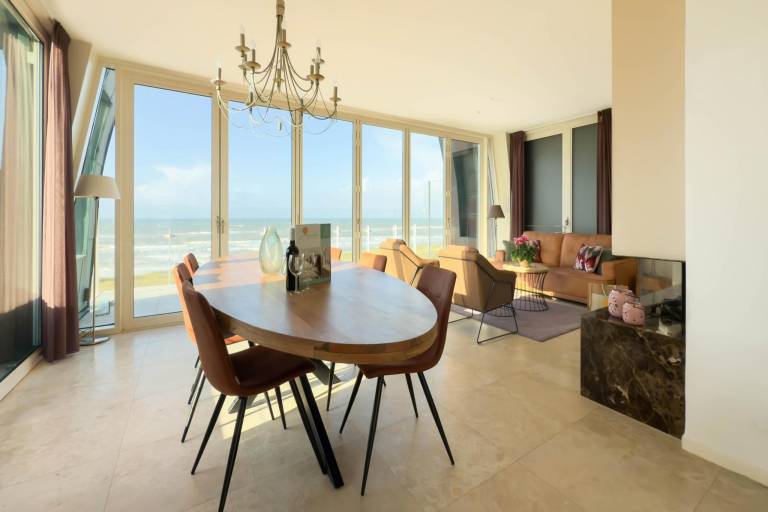 Holiday apartment with terrace — photo 4